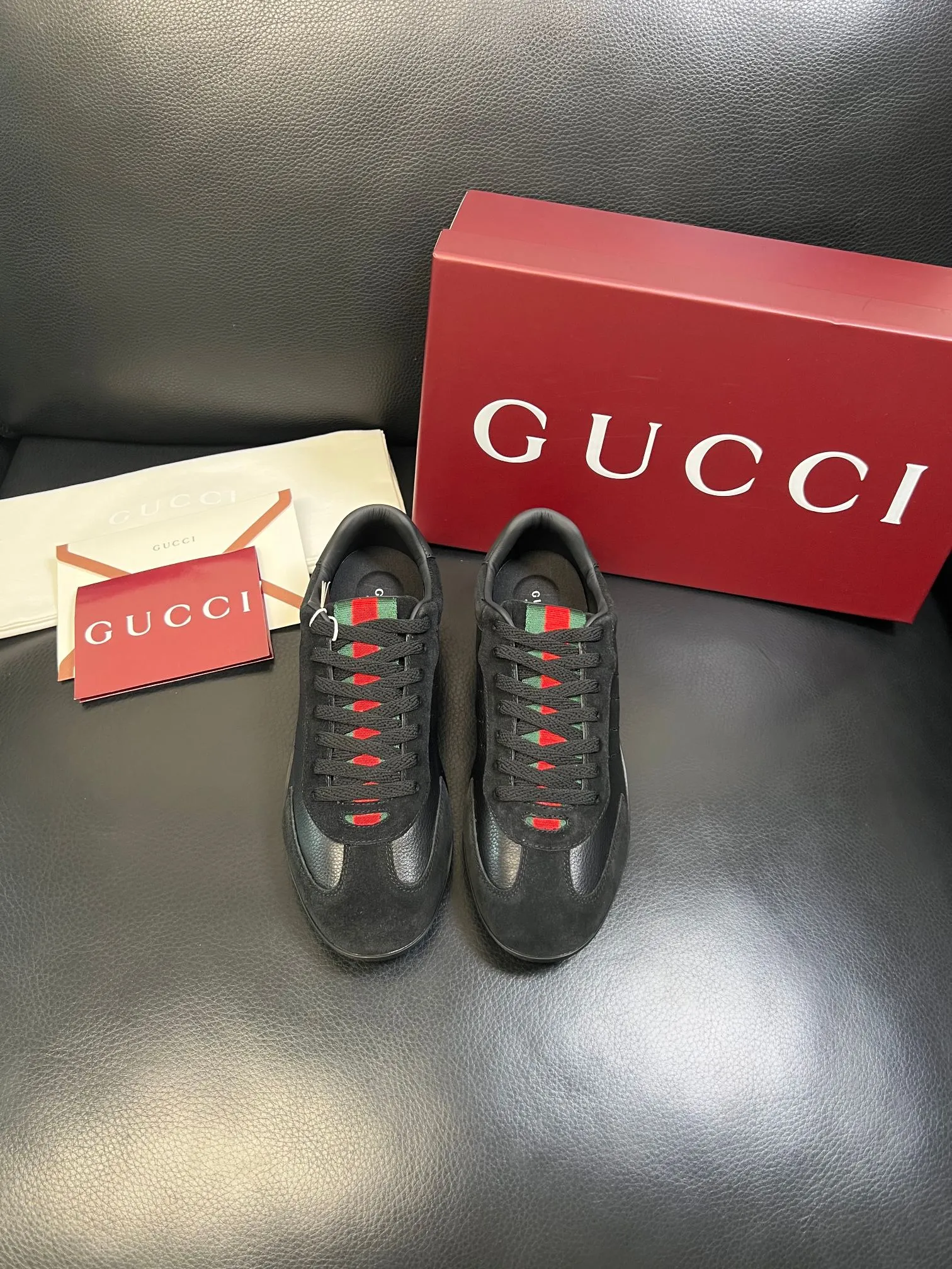P420. New men's shoes GUCCI [Lightning] latest shoes shipped. Original quality, fashionable, special materials, inner mesh, brand new packaging. The foot feels super comfortable and the workmanship is impeccable Code number: 38-45 No. 058